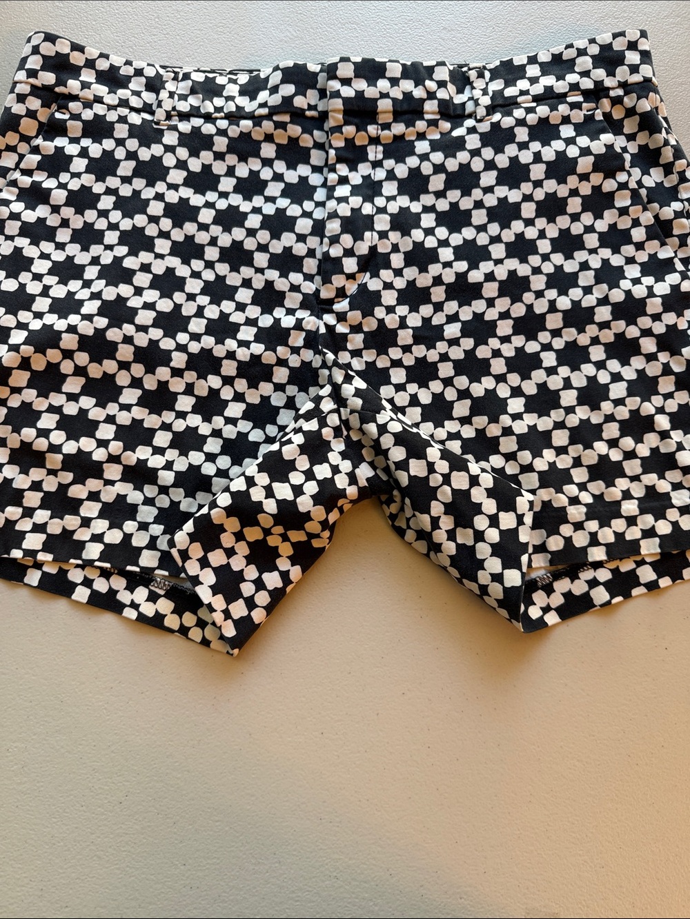 Banana Republic Dark Navy & White Geo-Print Bermuda Shorts - Picture 15 of 15